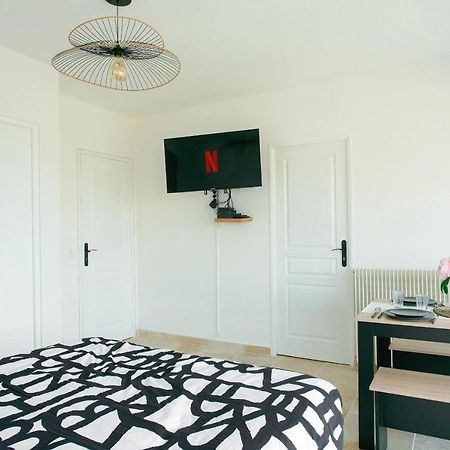 Appartement vue sur mer 34m2 Piscine Tennis Antibes Extérieur photo